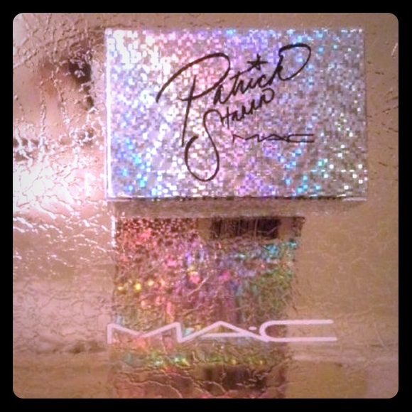 MAC Cosmetics Other - 🔥 Brand New in Box MAC Patrick Starr Powder! 🔥